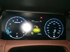2022 Geely Okavango 1.8TD DCT Luxury 7-seat, белый — фото 12