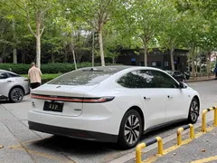 2022 Nio ET7 75kWh EV, белый — фото 7