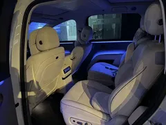 2025 Li Auto i8 Standard, белый — фото 7