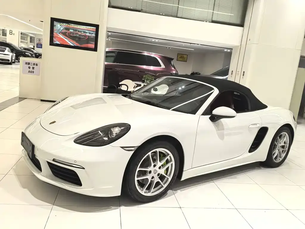 2022 Porsche 718 Boxster 2.0T
