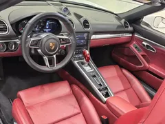2022 Porsche 718 Boxster 2.0T, белый — фото 7