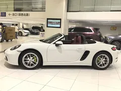 2022 Porsche 718 Boxster 2.0T, белый — фото 12