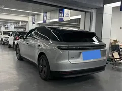 2026 Li Auto i6 2WD Standard — фото 10