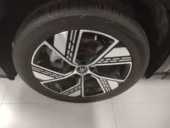 2023 BYD Song Pro Champion DM-i PHEV 110KM Excellence — фото 23