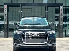 2023 Audi Q7 55 TFSI quattro S line Sport, чёрный — фото 2