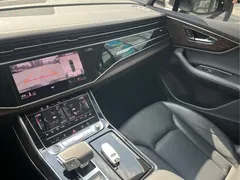 2023 Audi Q7 55 TFSI quattro S line Sport, чёрный — фото 15