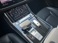 2023 Audi Q7 55 TFSI quattro S line Sport, чёрный — фото 16