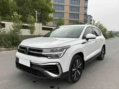 2023 Volkswagen Tharu 300TSI 2WD, белый — фото 1