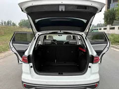 2023 Volkswagen Tharu 300TSI 2WD, белый — фото 21