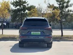 2024 Aito M7 1.5T Smart Driving 4WD Ultra 5-seat, синий — фото 25