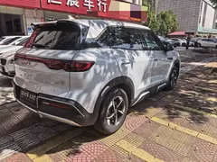 2024 BYD Yuan UP 401km Leading — фото 4