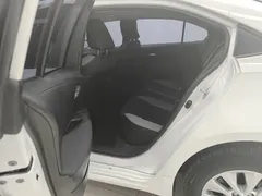 2022 Toyota Corolla 1.2T S-CVT Pioneer Plus, белый — фото 14