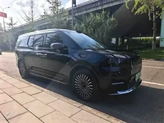 2024 Zeekr 009 6-Seat Executive 4WD 108kWh, чёрный — фото 2