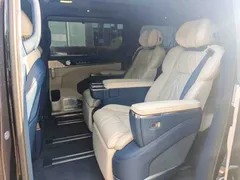 2024 Zeekr 009 6-Seat Executive 4WD 108kWh, чёрный — фото 7
