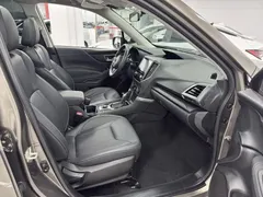 2021 Subaru Forester 2.0i Luxury EyeSight — фото 12