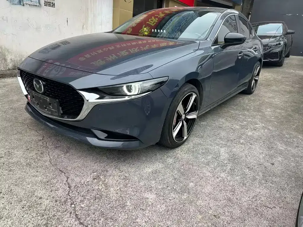 2022 Mazda 3 2.0L AT