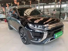 2020 Mitsubishi Outlander 2.4L 4WD Zhixiang 5-seat, чёрный — фото 4