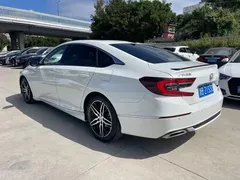 2022 Honda Accord 260TURBO Premium, белый — фото 6