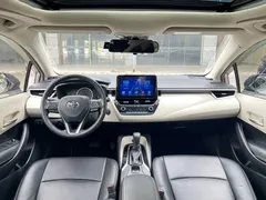 2021 Toyota Corolla 1.2T S-CVT Luxury — фото 18