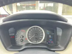 2021 Toyota Corolla 1.2T S-CVT Luxury — фото 24