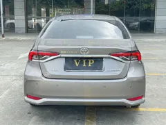 2021 Toyota Corolla 1.2T S-CVT Luxury — фото 29