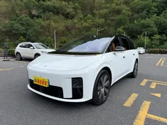 2025 Li Auto i8 Standard, белый — фото 2