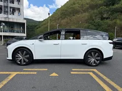 2025 Li Auto i8 Standard, белый — фото 4