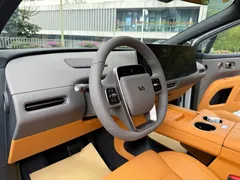 2025 Li Auto i8 Standard, белый — фото 9