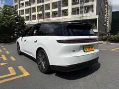 2025 Li Auto i8 Standard, белый — фото 22
