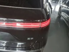 2026 Nio ES8 6-seat Executive Luxury, чёрный — фото 8