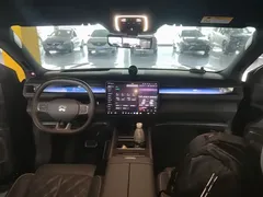 2026 Nio ES8 6-seat Executive Luxury, чёрный — фото 10