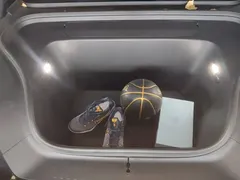 2026 Nio ES8 6-seat Executive Luxury, чёрный — фото 20