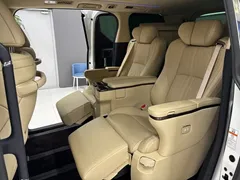 2021 Toyota Alphard Hybrid 2.5L Premium, белый — фото 21