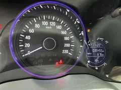 2020 Honda Vezel 1.5L CVT Pioneer, белый — фото 13
