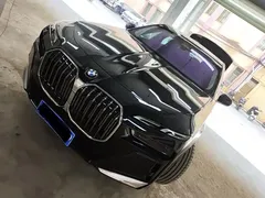 2023 BMW 7 Series 735Li M Sport Package, чёрный — фото 1