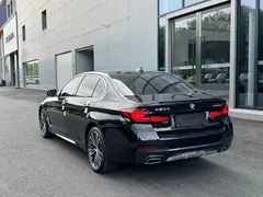 2021 BMW 5 Series 530Li Leading M Sport Package, чёрный — фото 18
