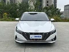 2022 Hyundai Elantra 1.5L CVT LUX Premium, белый — фото 2