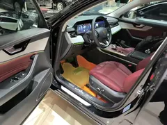 2025 Hongqi HS5 2.0T 4WD Pro, чёрный — фото 16