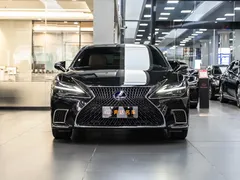 2021 Lexus LS 500h Luxury, чёрный — фото 2