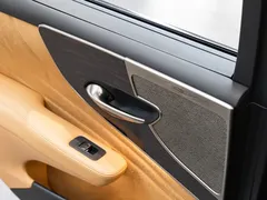 2021 Lexus LS 500h Luxury, чёрный — фото 18