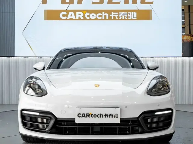 2022 Porsche Panamera 2.9T Platinum Edition