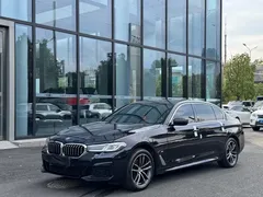 2021 BMW 5 Series 525Li M Sport Package, чёрный — фото 1