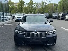 2021 BMW 5 Series 525Li M Sport Package, чёрный — фото 2