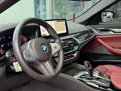 2021 BMW 5 Series 525Li M Sport Package, чёрный — фото 6