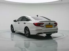 2022 Honda Accord 260TURBO Premium, белый — фото 3