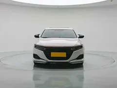 2022 Honda Accord 260TURBO Premium, белый — фото 8