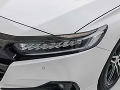2022 Honda Accord 260TURBO Premium, белый — фото 16