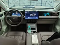 2024 Leapmotor C11 EV 580 Premium, чёрный — фото 10