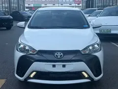 2022 Toyota Yaris L Zhixuan X 1.5L CVT Leading Plus, белый — фото 3