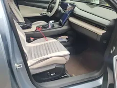 2023 Geely Atlas 1.5TD Premium, синий — фото 8